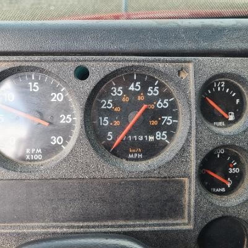 2000 FREIGHTLINER FL60 7001031369