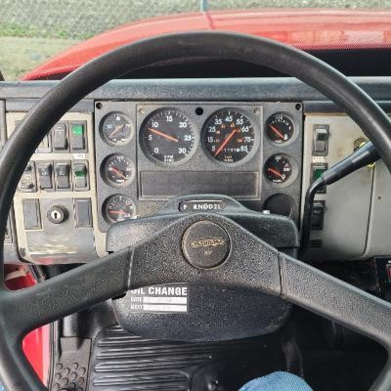 2000 FREIGHTLINER FL60 7001031401