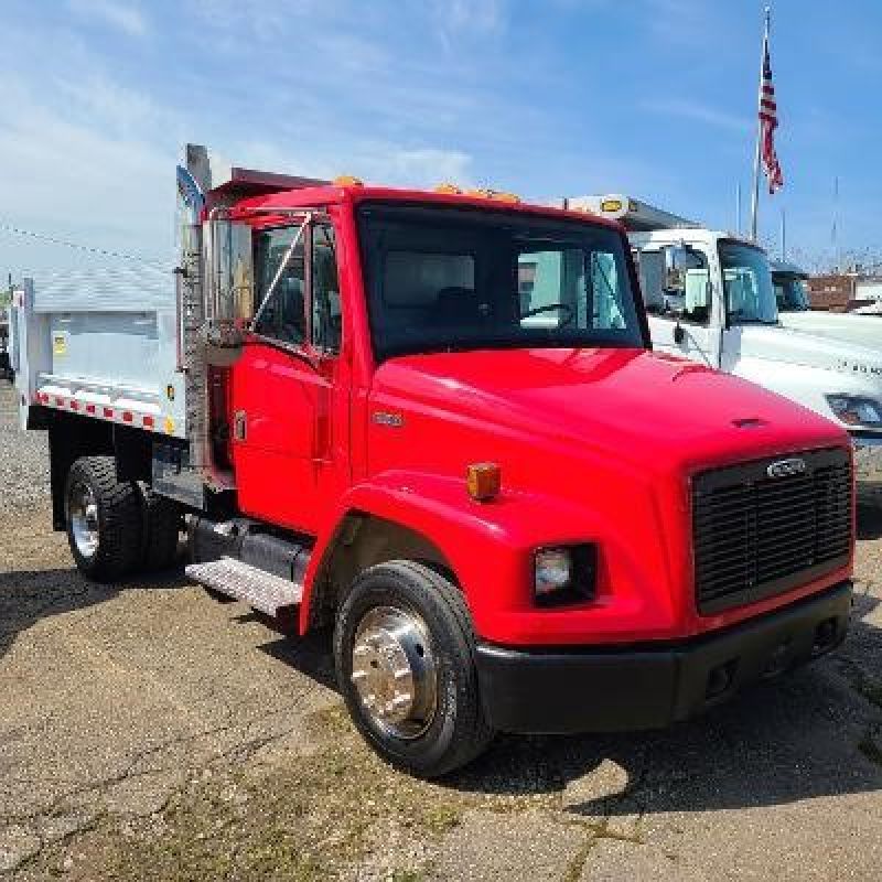 2000 FREIGHTLINER FL60 7013698489