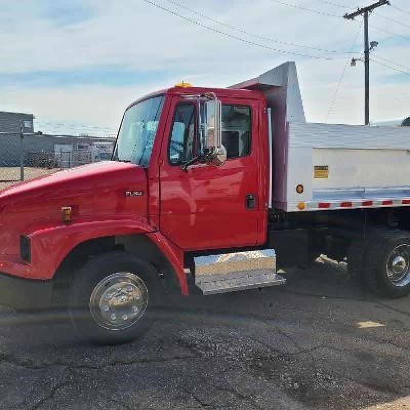 2000 FREIGHTLINER FL60 7013707395