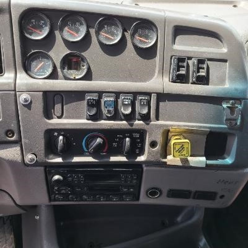 1998 FORD LT9000 7041894707