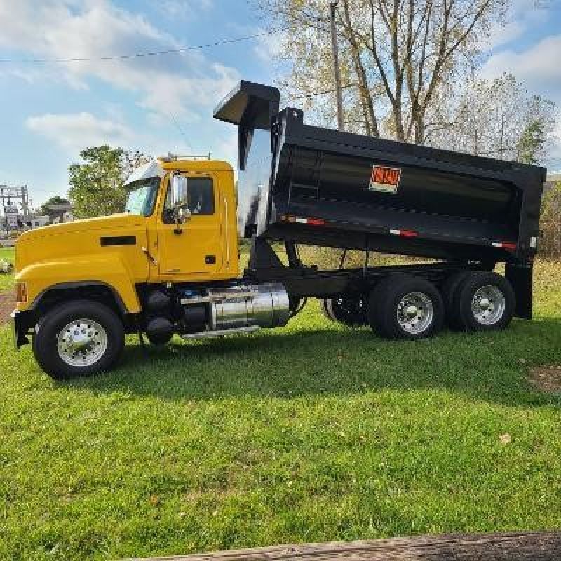 2019 MACK PINNACLE 64T 7169616961