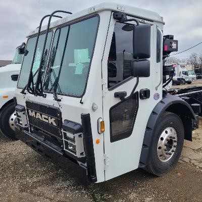 2024 MACK LR64R 8017492532