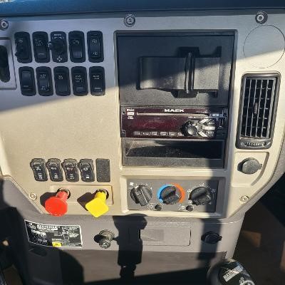 2018 MACK PINNACLE CXU613 8022579696