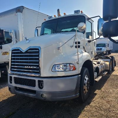 2016 MACK PINNACLE CXU613 8022582747