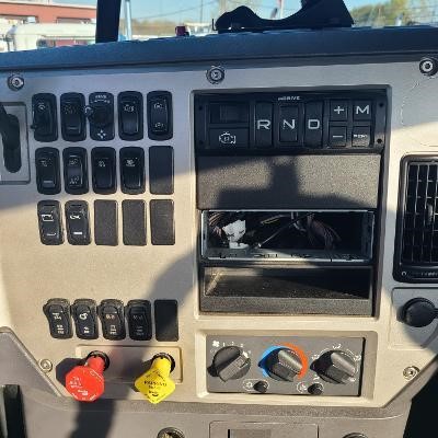 2016 MACK PINNACLE CXU613 8022582754