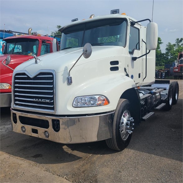 2016 MACK PINNACLE CXU613 8029441568