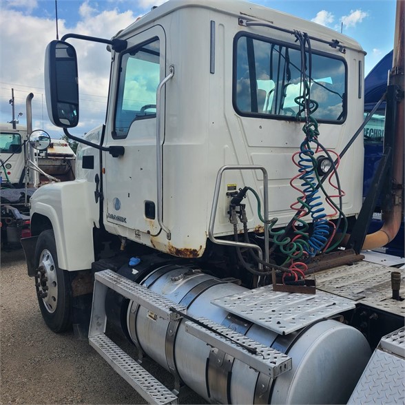 2013 MACK PINNACLE CHU613 8032746419