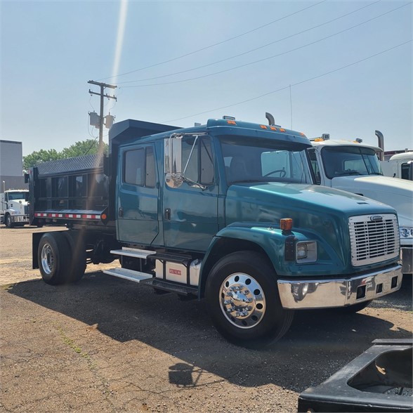 1998 FREIGHTLINER FL70 8033023549