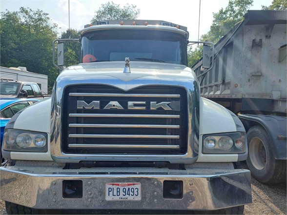 2015 MACK GRANITE GU713 8033060094