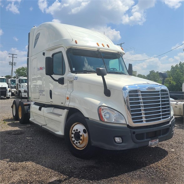 2012 FREIGHTLINER CASCADIA 125 8037442083