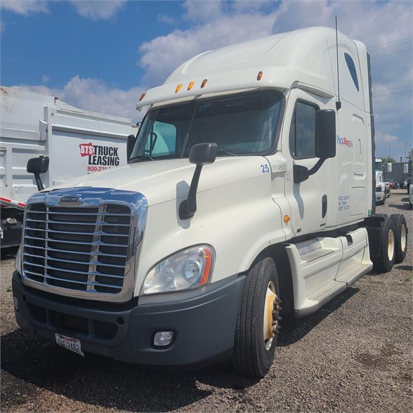 2012 FREIGHTLINER CASCADIA 125 8037442085