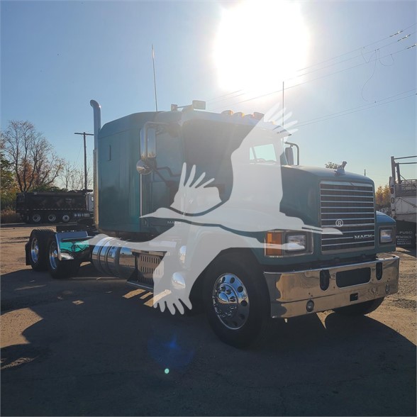 2016 MACK PINNACLE CHU613 8044849432