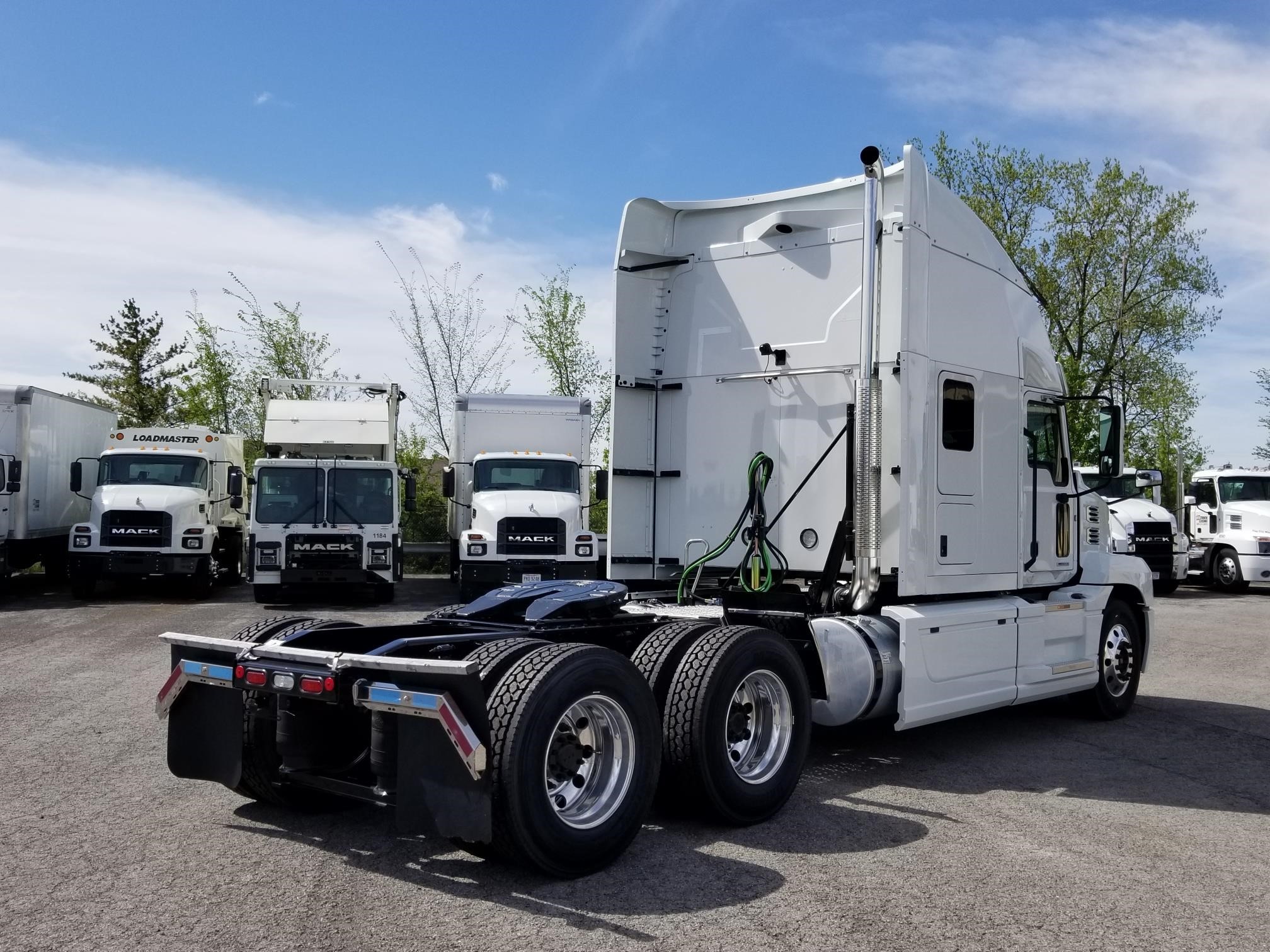 2024 MACK ANTHEM 64T 9003996726