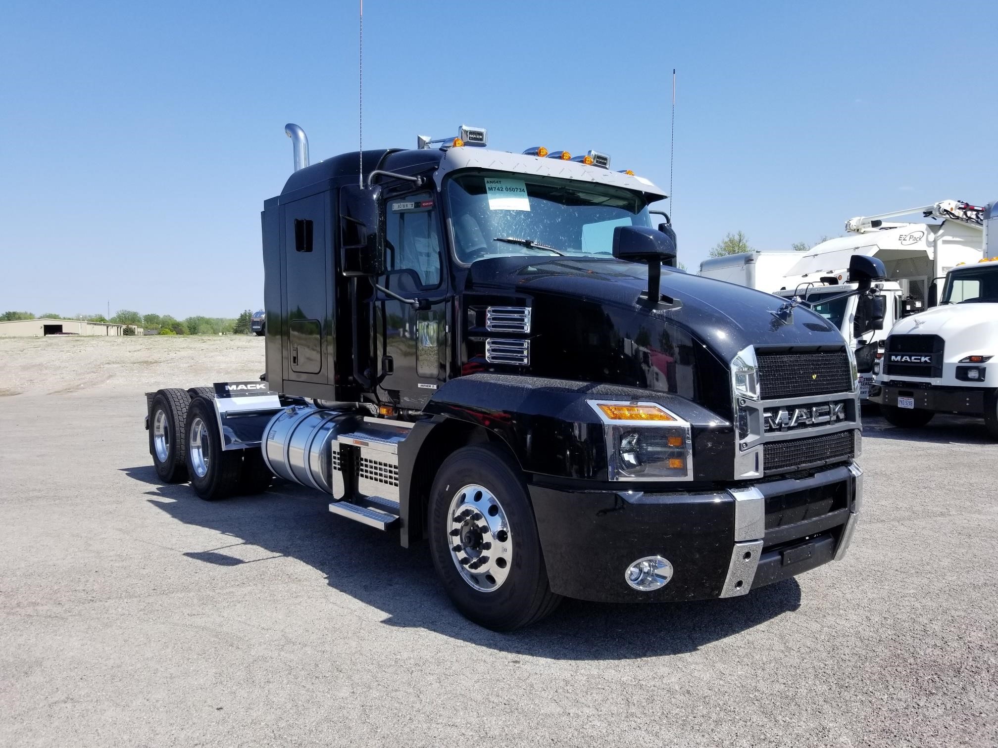 2025 MACK ANTHEM 64T 9004248369