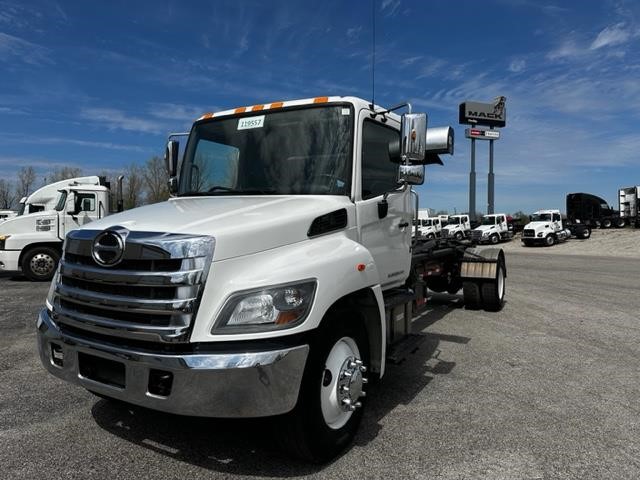 2019 HINO 338 9002642586