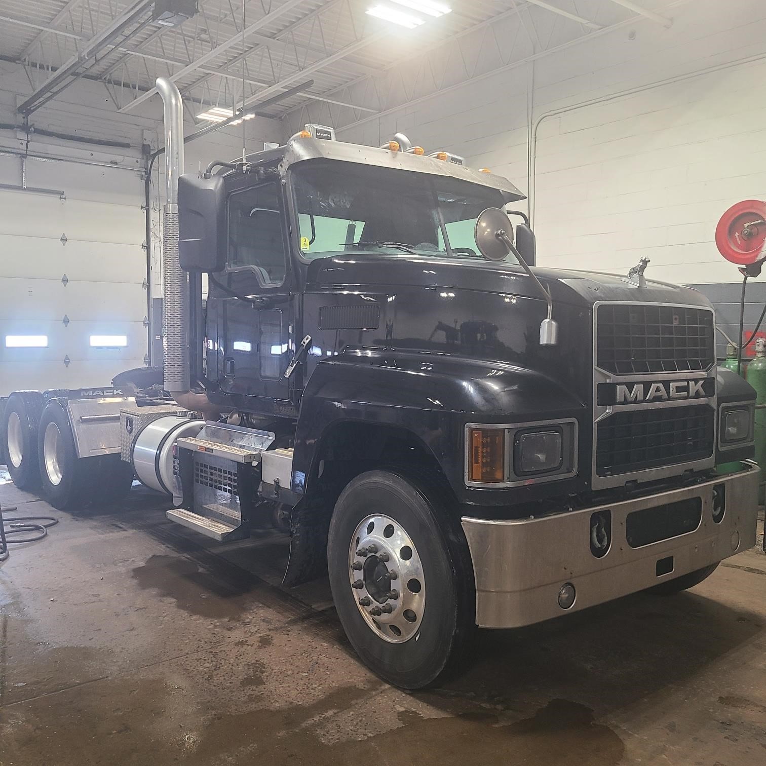 2021 MACK PINNACLE 64T 9037309713